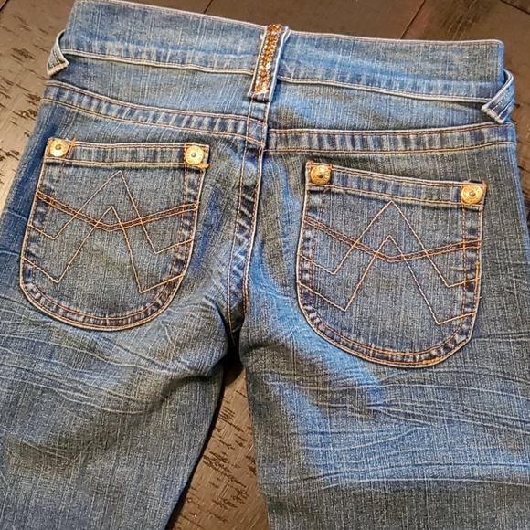 ALLEN B. By Allen Schwartz cropped jeans - Picture 6 of 8